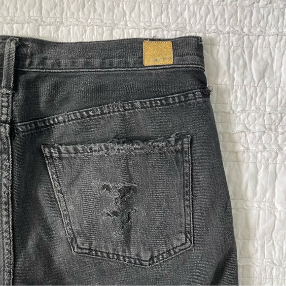 Citizen of Humanity Black Distressed Emerson Boyfriend Slim Shorts Size 27 - Picture 6 of 8